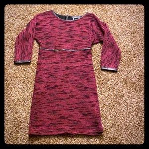 Tart dress size small